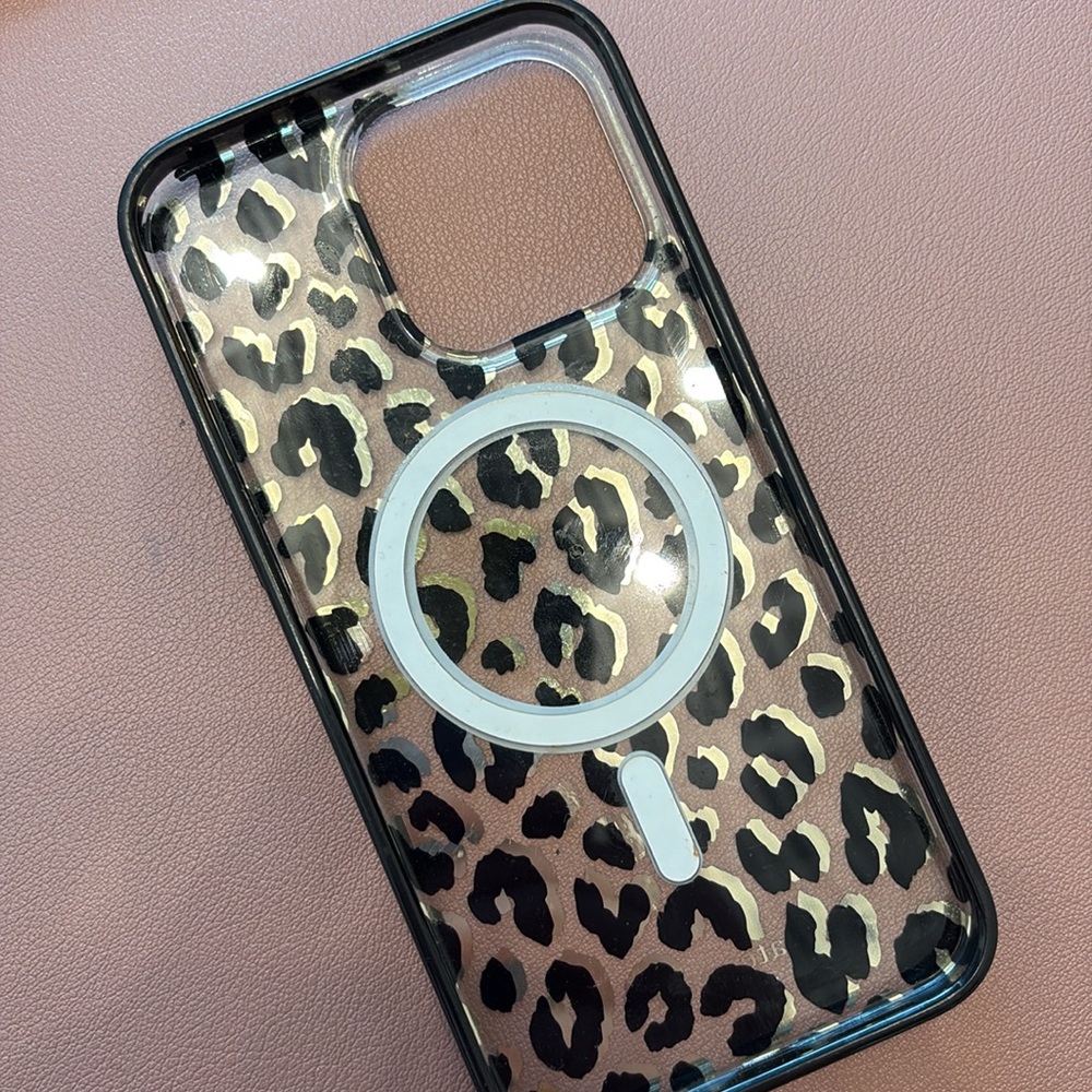 iPhone 15 pro max case - Picture 2 of 3